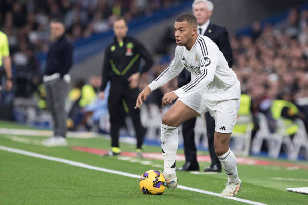 姆巴佩從“墊底”回歸，皇馬擊敗塞維利亞