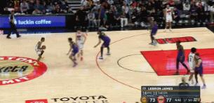 頂住反撲！杰倫-格林三分+三罰連得6分 還消耗掉湖人挑戰(zhàn)機會