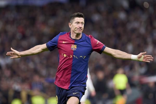 36歲180天！萊萬是1964年后，在西甲單賽季進(jìn)球20＋最年長的球員